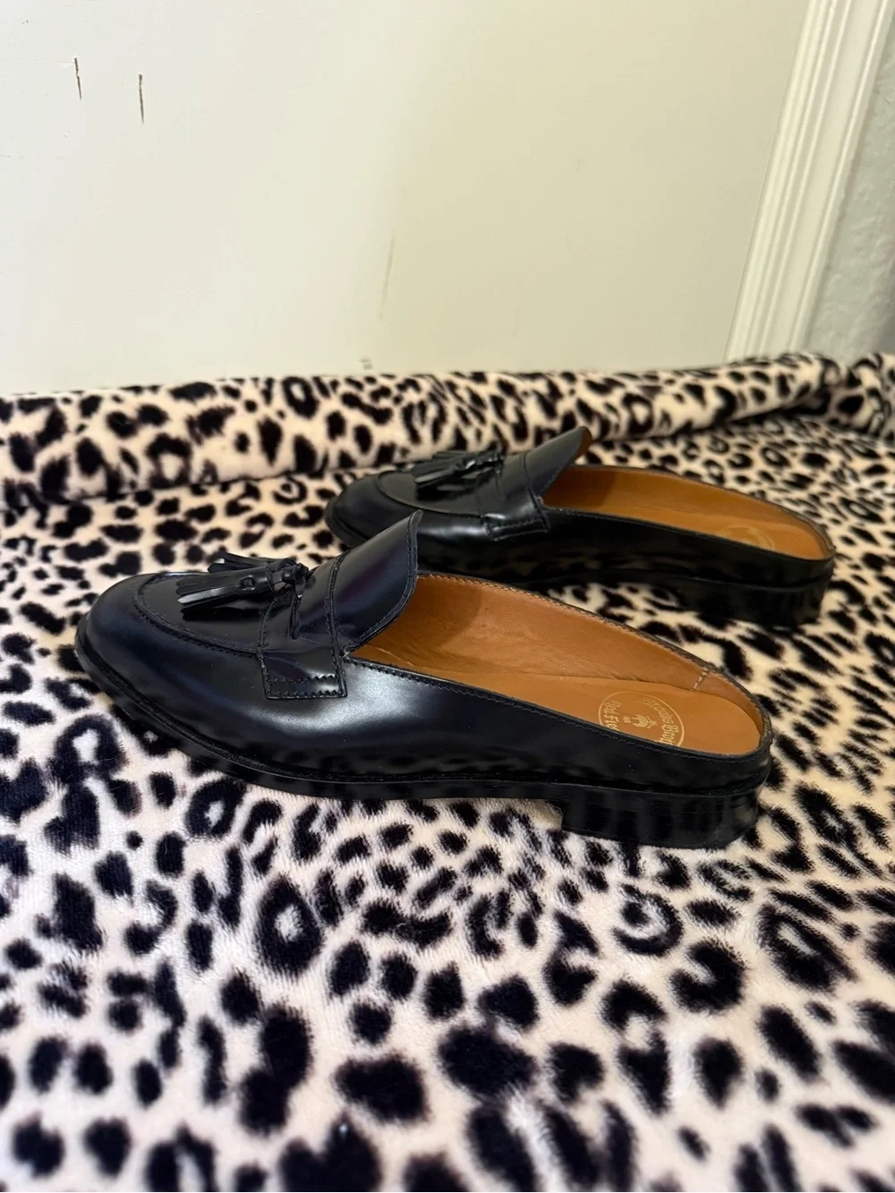 Brooks Brothers Black Leather Tassel Slip-On mules
